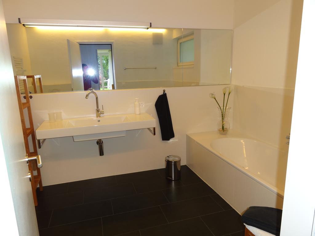 Apartamento Chasa Felix Scuol Habitación foto