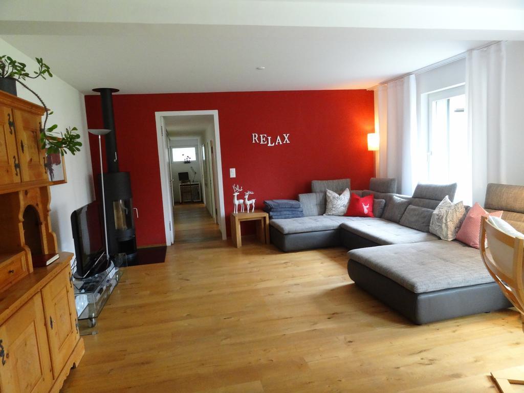 Apartamento Chasa Felix Scuol Habitación foto